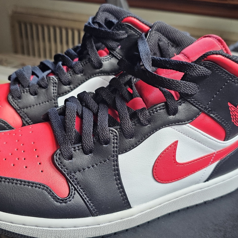 Air jordan 1 mid